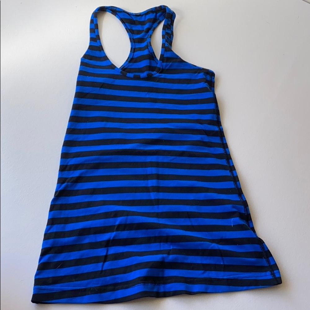 lululemon size 4 tank top!!